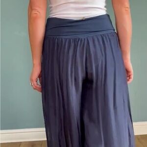 Beyond Capri - Italian 🇮🇹Women's Wide Leg Plazzo Pants- Yoga-Boho-One Size-